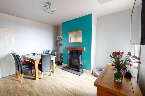 4 bedroom terraced house for sale, Beacon Road, Wibsey, Bradford