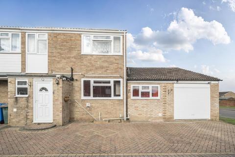 undefined, Hampden Close,  Bicester,  Oxfordshire,  OX26
