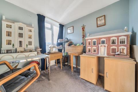 undefined, Hampden Close,  Bicester,  Oxfordshire,  OX26