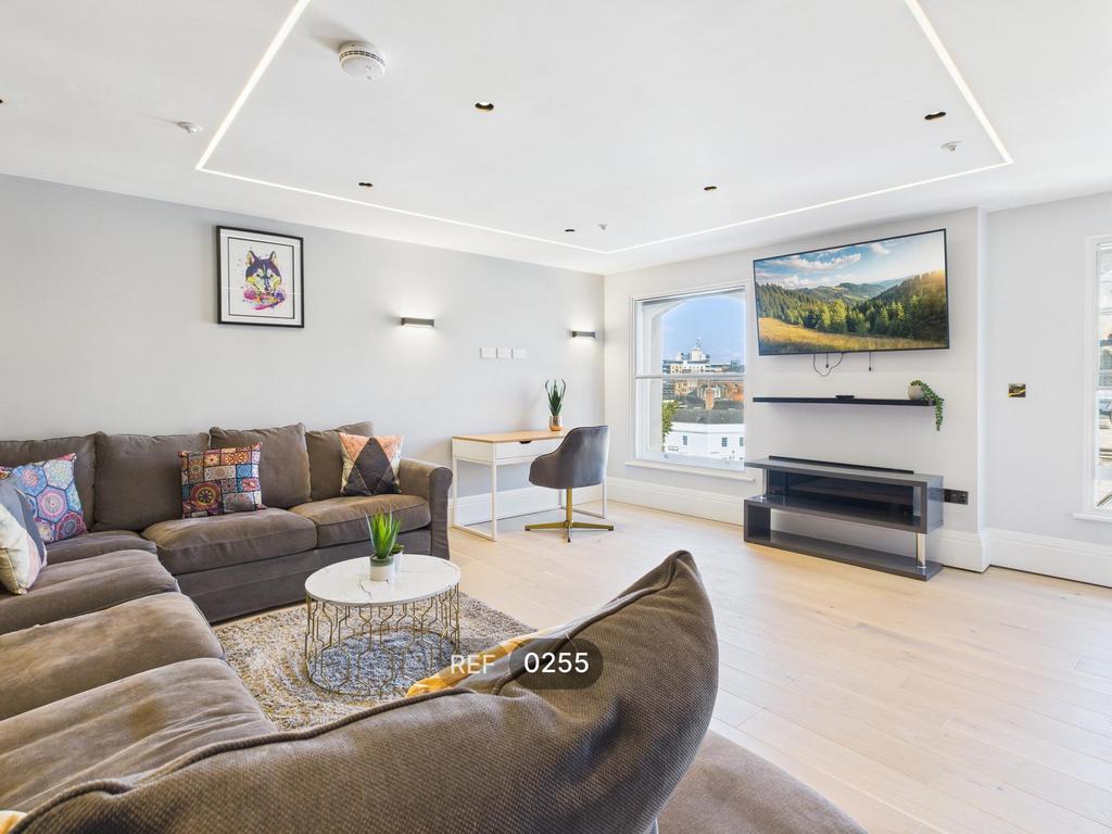Kitchen / Living area