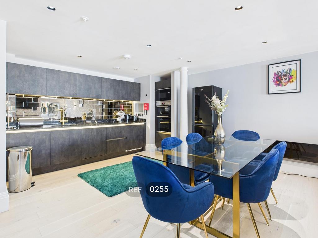 Kitchen / Living area