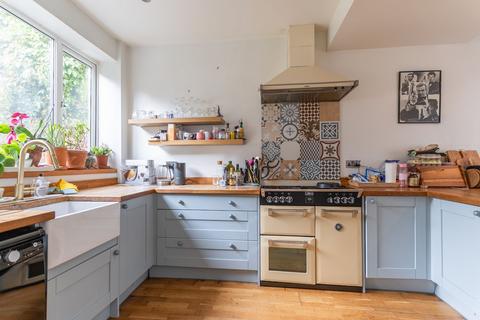 undefined, Queens Hill, Newport, NP20