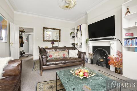 2 bedroom flat for sale, Ridge Road, London N8