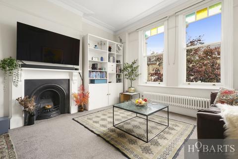 2 bedroom flat for sale, Ridge Road, London N8