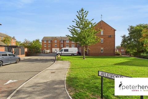 2 bedroom flat for sale, Aylesford Mews, Greystoke Manor, Sunderland