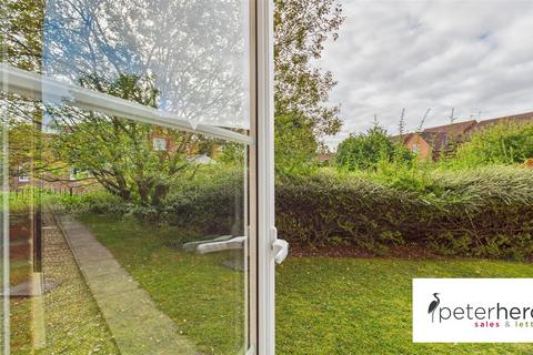 2 bedroom flat for sale, Aylesford Mews, Greystoke Manor, Sunderland