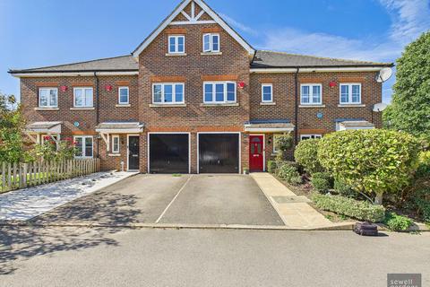 Premier Place, Watford, WD18 7PB