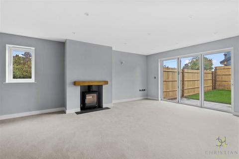 undefined, Winchcombe Road, Evesham WR11