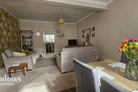 29 Furnace Road, Pontygwaith, Ferndale, CF43 3EL