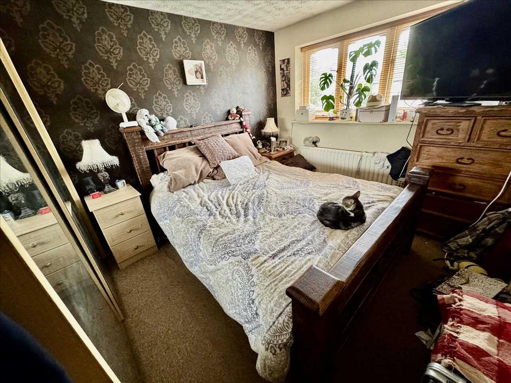 Bedroom   1