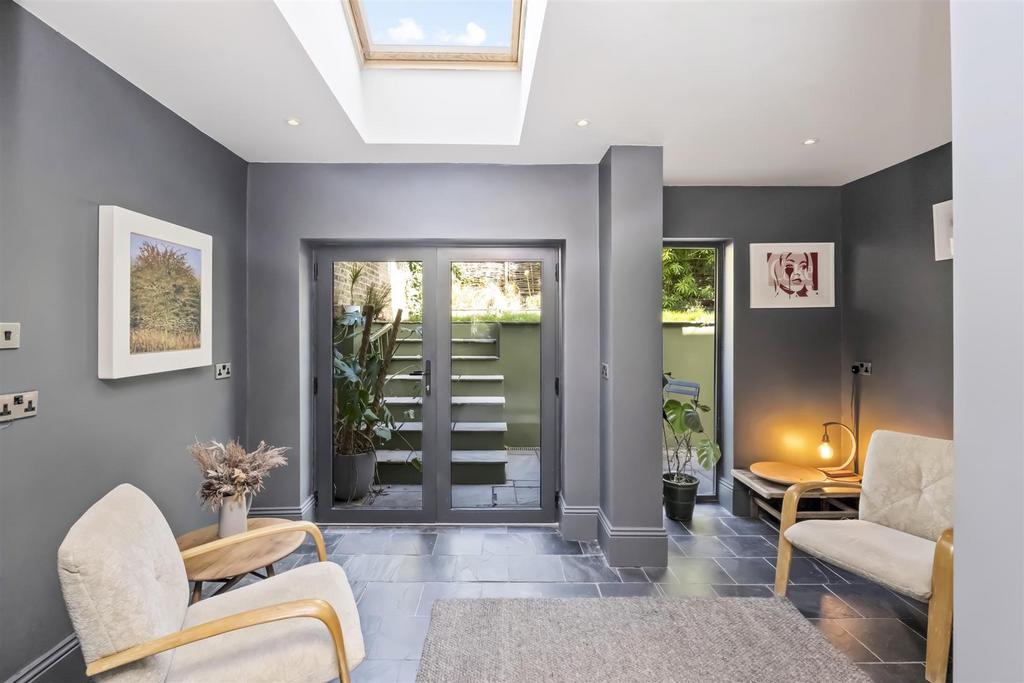 Addison Road, 57 020.JPG