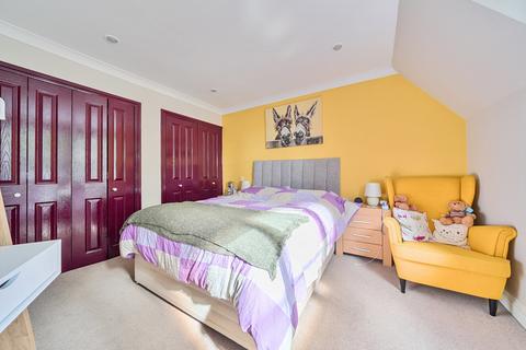 5 bedroom detached house for sale, Winchester Road, Bassett, Southampton, Hampshire, SO16
