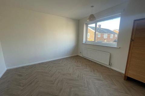 3 bedroom terraced house to rent, Wilton Way, Middlesbrough
