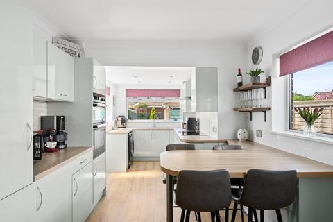 4 bedroom semi-detached house for sale, Seymour Road, Keyingham, Hull