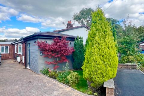 3 bedroom bungalow for sale, Shepherds Close, Bury BL8