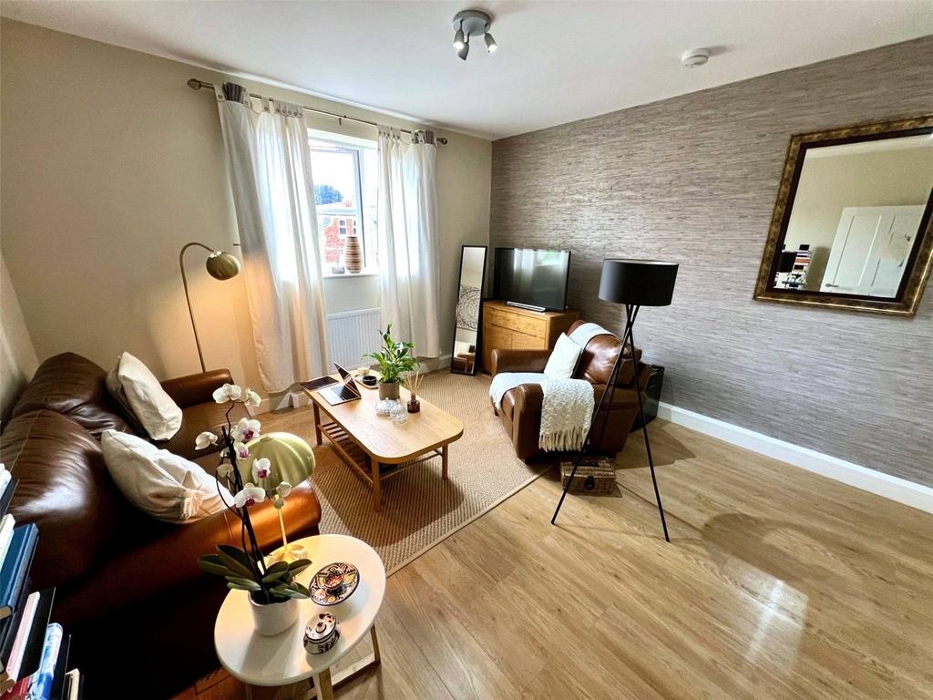 Kitchen/Living Room