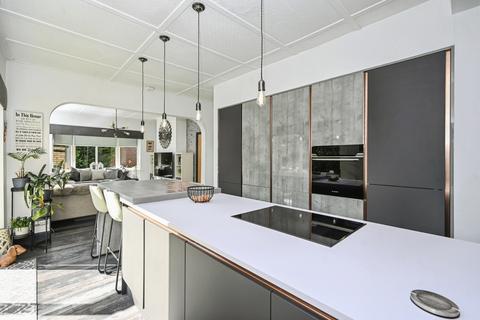 4 bedroom detached house for sale, St. Johns Road, Liverpool L36