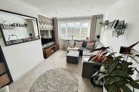 4 bedroom semi-detached house for sale, Keppel View Road, Kimberworth, S61