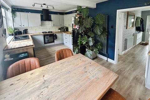 4 bedroom semi-detached house for sale, Keppel View Road, Kimberworth, S61