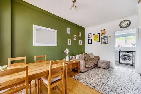 undefined, Bagshot,  Surrey,  GU19