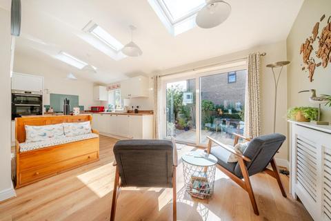 74 Dark Lane, Witney, OX28 6LX