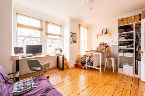 undefined, Morrison Avenue, N17, Tottenham, London, N17