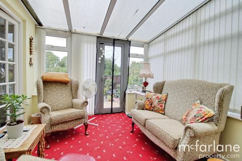 3 bedroom detached house for sale, Walcot Road, Swindon SN3