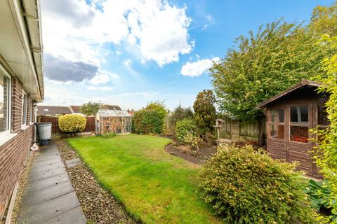 27 Beechfield Avenue, Skelmanthorpe, Huddersfield, HD8 9BZ