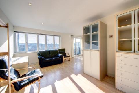 2 bedroom flat for sale, High Quay, City Road, Newcastle upon Tyne