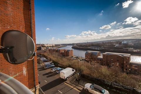 2 bedroom flat for sale, High Quay, City Road, Newcastle upon Tyne