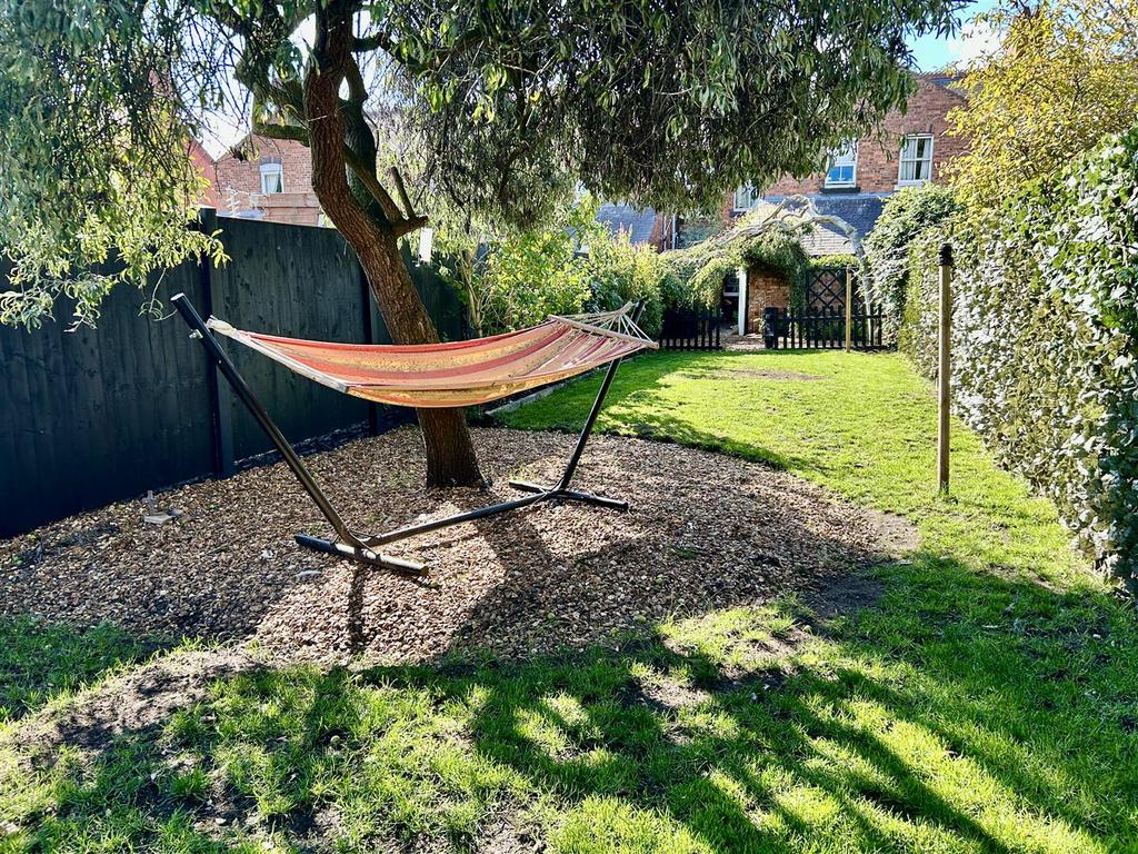 Garden1.JPG