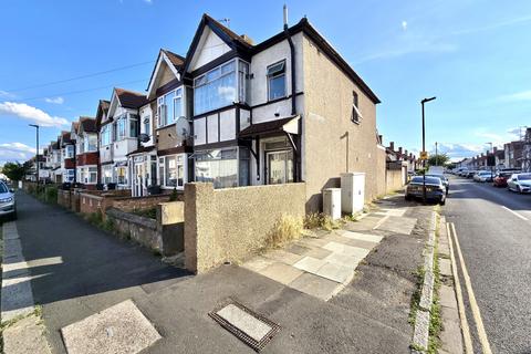 undefined, Cromwell Road, Hounslow, Greater London, TW3