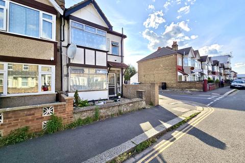 undefined, Cromwell Road, Hounslow, Greater London, TW3