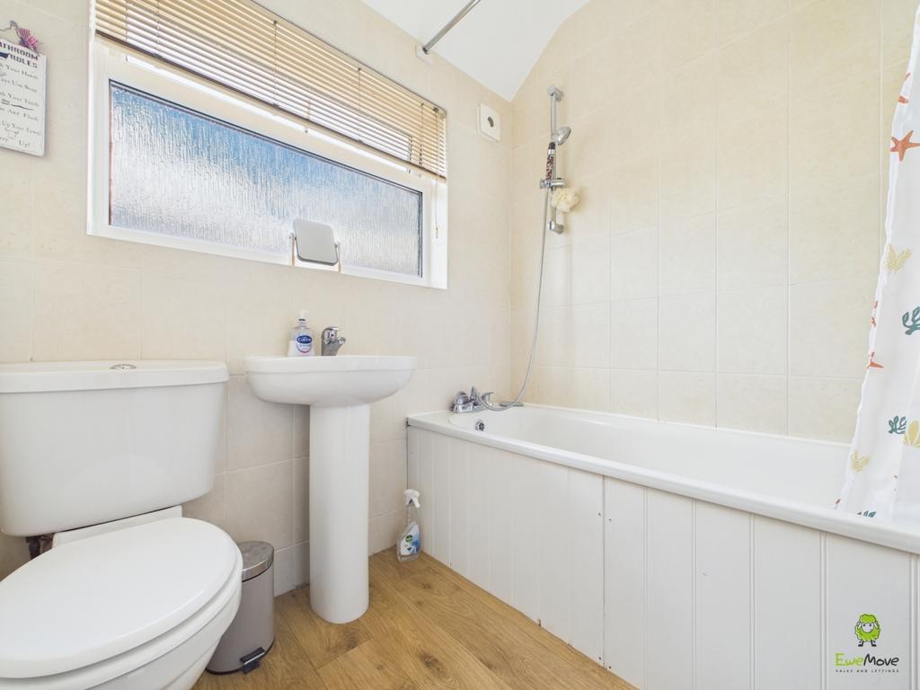 Presented by Kevin at Ewe Move Bexleyheath and Dart