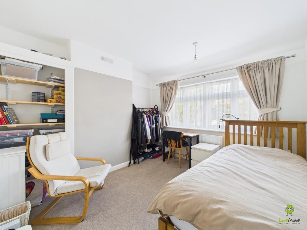 Presented by Kevin at Ewe Move Bexleyheath and Dart
