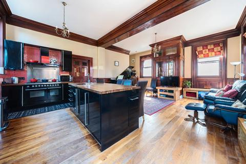 3 bedroom end of terrace house for sale, Hyde Street, Winchester, Hampshire, SO23