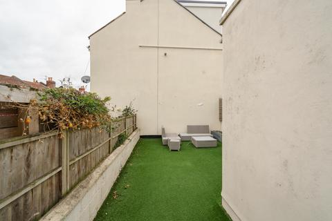 8 Truro Road, Bristol, BS3 2AE
