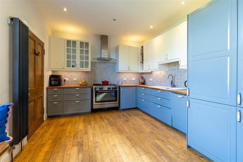 6 bedroom semi-detached house for sale, St. Catherines Croft, Union Street, Coupar Angus, Blairgowrie, PH13 9