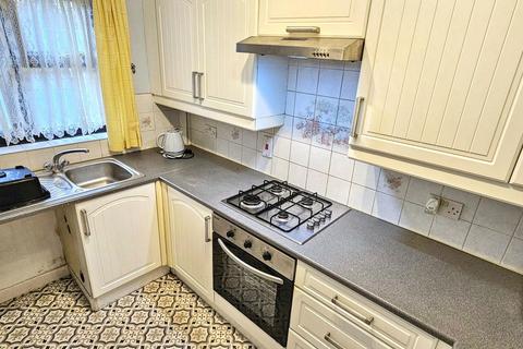 2 bedroom semi-detached house for sale, Bowling Green Road, Stourbridge DY8