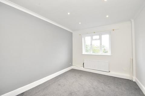 2 bedroom property for sale, Arlington Lodge, Weybridge, KT13