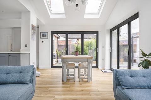 19 Evenlode Drive, Didcot, OX11 7XG