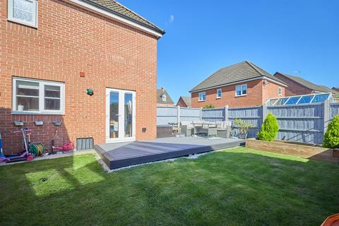 3 bedroom detached house for sale, Amber Way, Burbage