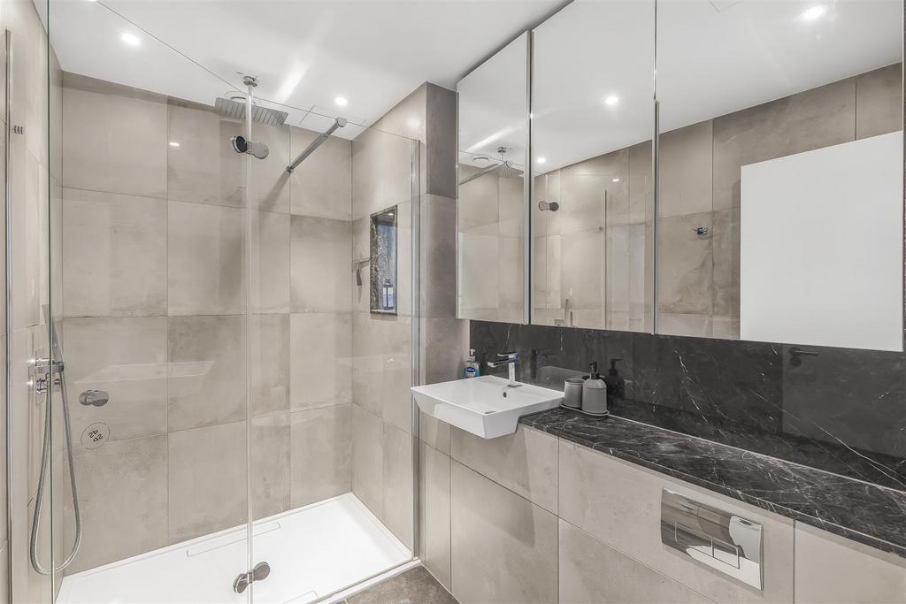 Ensuite