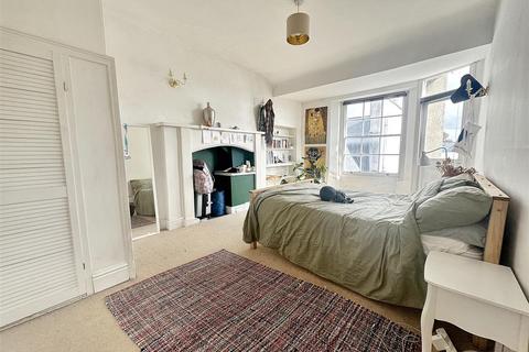 2 bedroom flat to rent, The Mall  Clifton Bristol