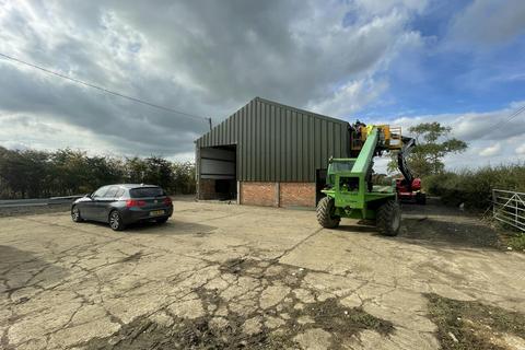 Warehouse to rent, Bicester Rd Brill HP18 9SE