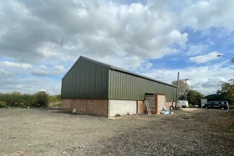 Warehouse to rent, Bicester Rd Brill HP18 9SE