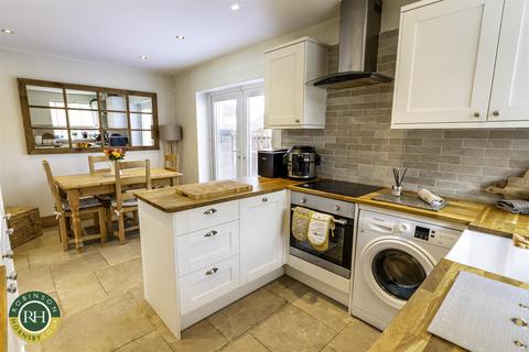 3 bedroom semi-detached house for sale, Gateford Close, Worksop