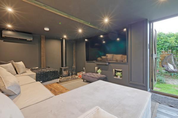 Detached cinema room
