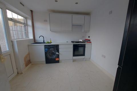 undefined, Marks Gate, Essex, RM6