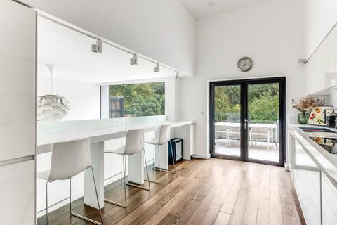 undefined, Onslow Gardens, Muswell Hill